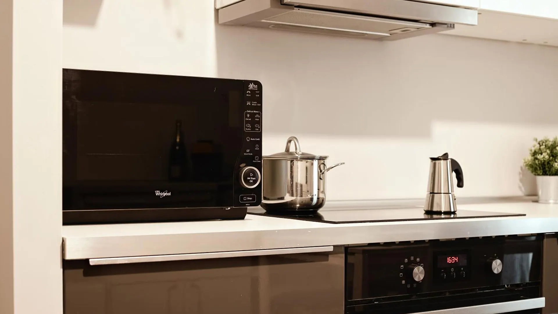 Just Urban Stays - Elegant Apartment - Washington ミラノ