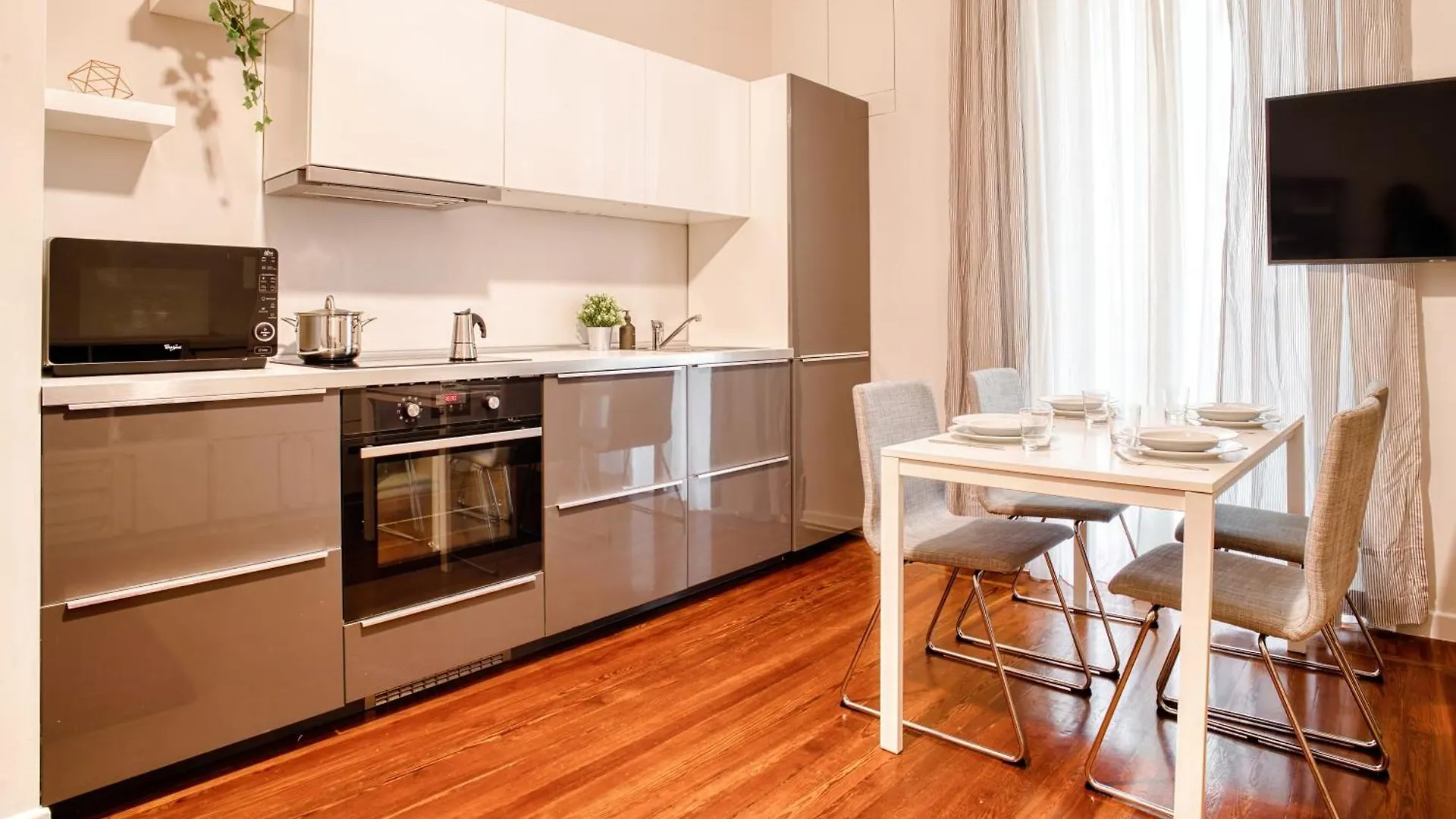 Just Urban Stays - Elegant Apartment - Washington ミラノ イタリア